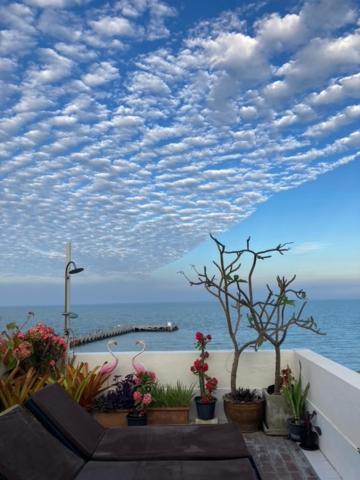Pierview Rooms Hua Hin Dış mekan fotoğraf